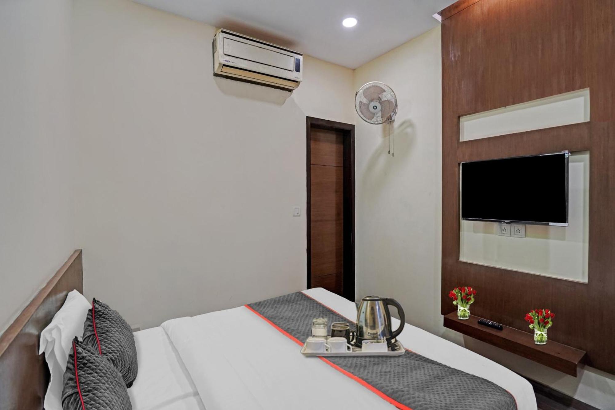 Hotel O Royal Regency Ghaziabad Dış mekan fotoğraf